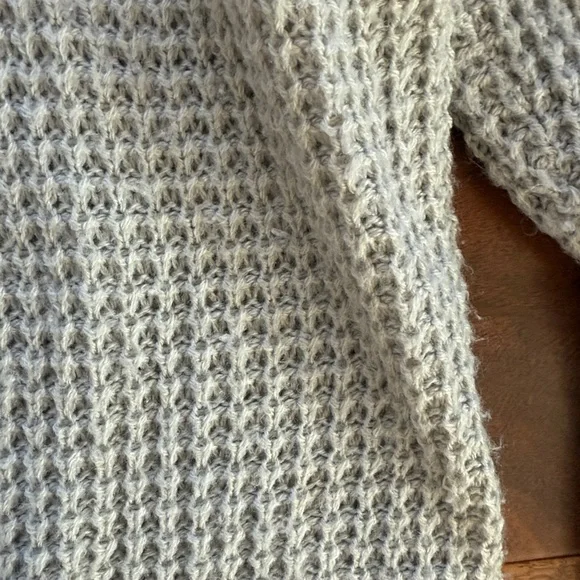 Lulus Sweater - Picture 4 of 7